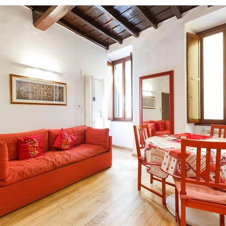 Piazza Navona Apartment โรม ภายนอก รูปภาพ