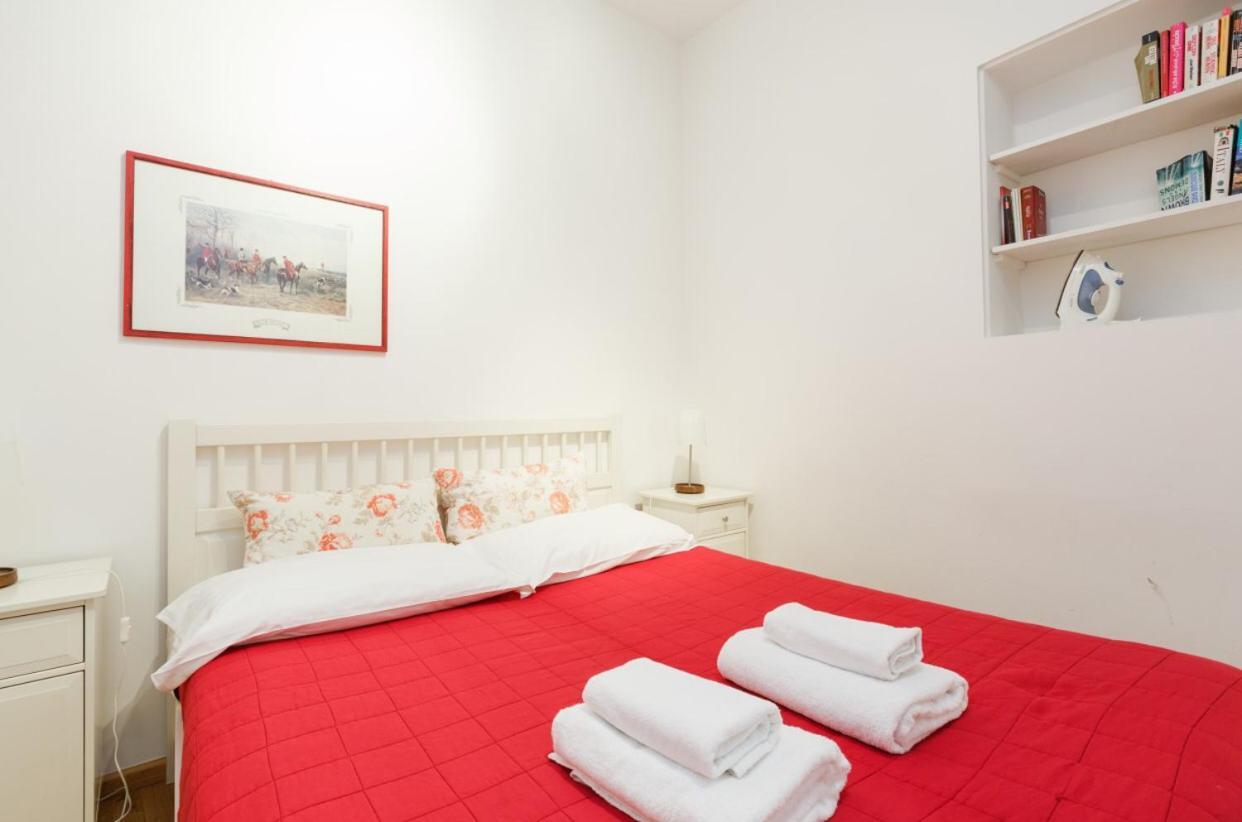 Piazza Navona Apartment โรม ภายนอก รูปภาพ